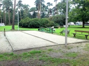Jeu de Boulesbaan van de naturistenvereniging