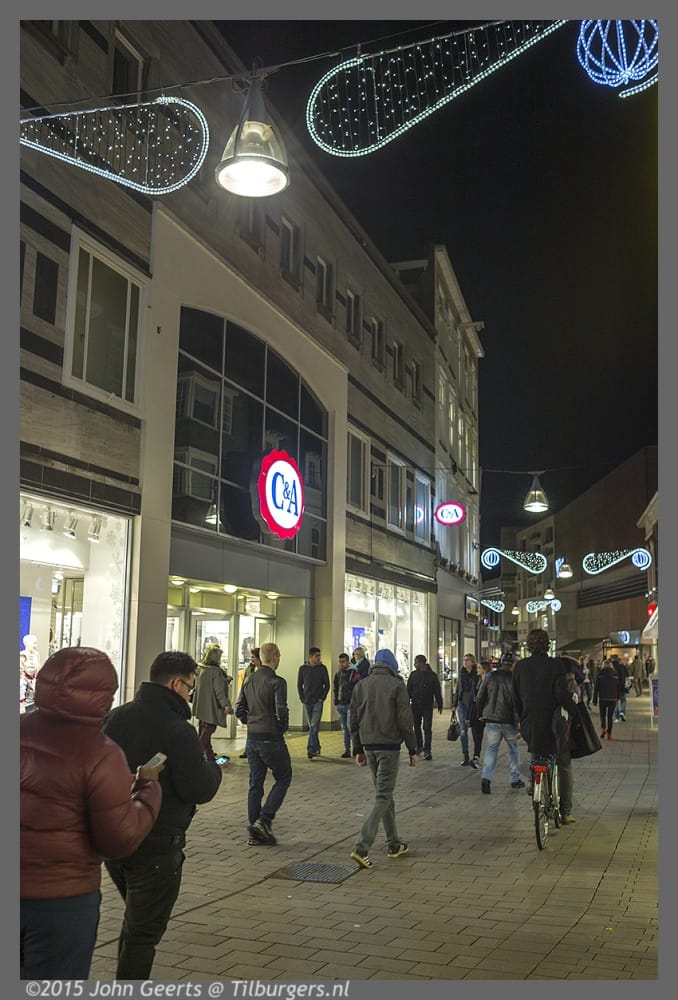2015-11-12 Heuvelstraat Kerstversiering Koopavond