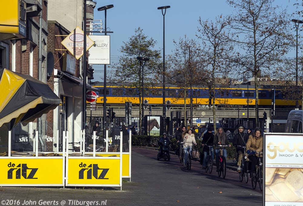 2016-01-08 Heuvelring De Ritz fietsers