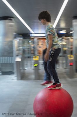 2016-07-11 772 DA Opening Centraal Station rode bal